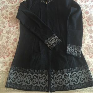 Aventura jacket with hood